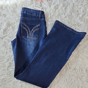 Telepatia Brand New Women's Blue Jeans with Embellished Pocket